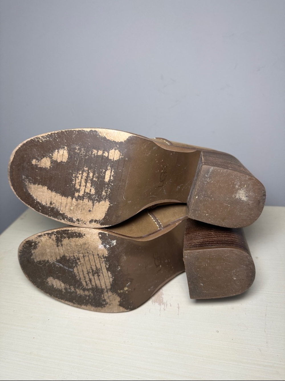 Ugg tan leather pixley Suede Tan Women’s Ankle Bootie - Picture 6 of 8